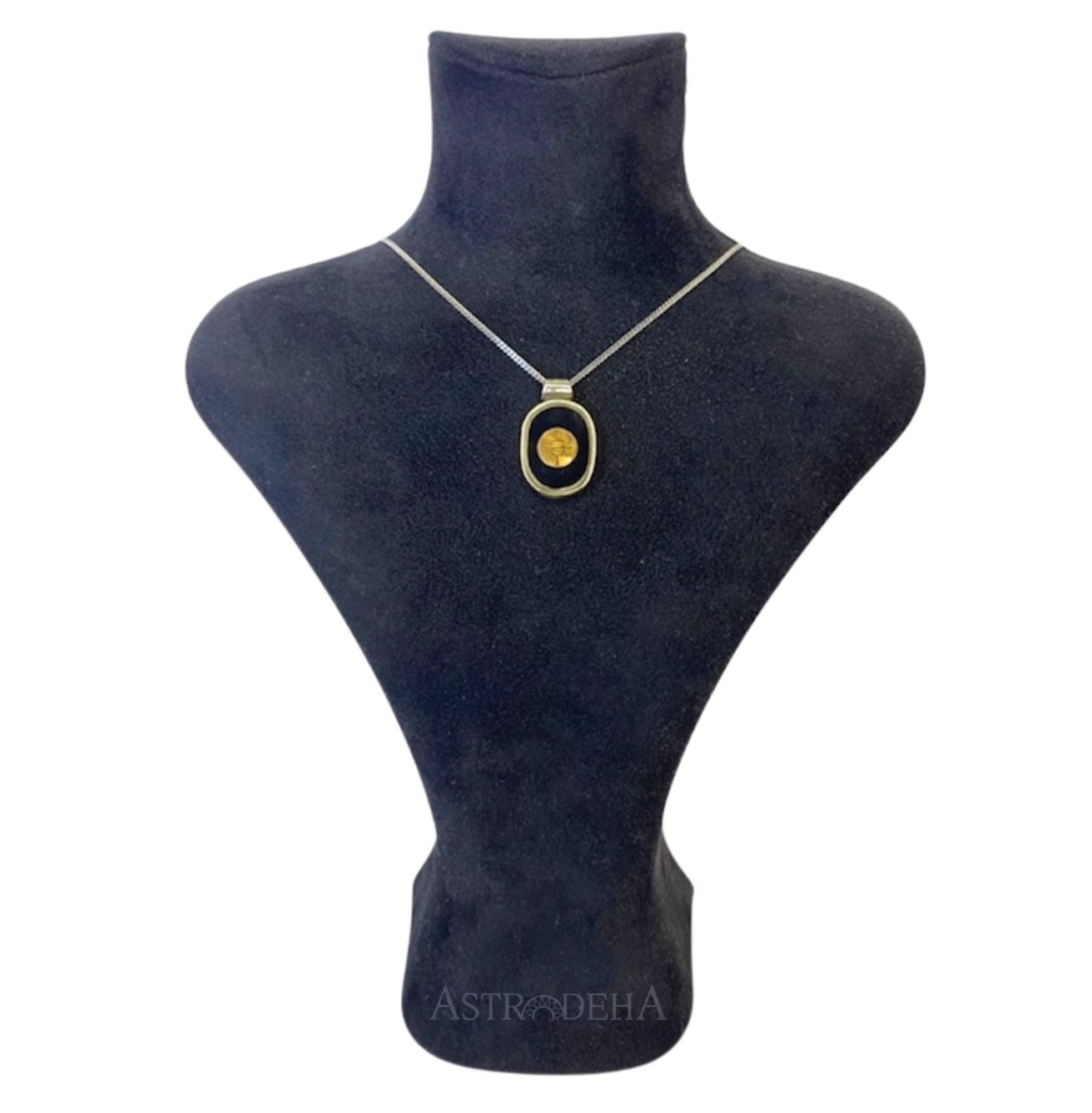 Oniks Taşlı Mineli Gümüş Kolye